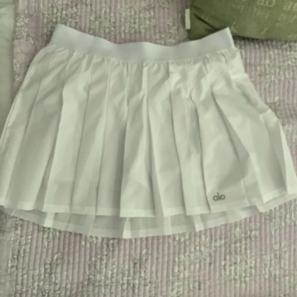 ALO Yoga White Pleated Skirt